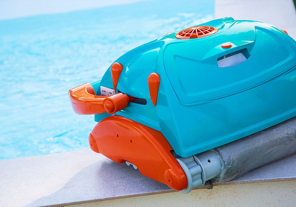 pool cleaning machine